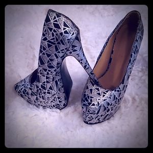 Platform stilettos